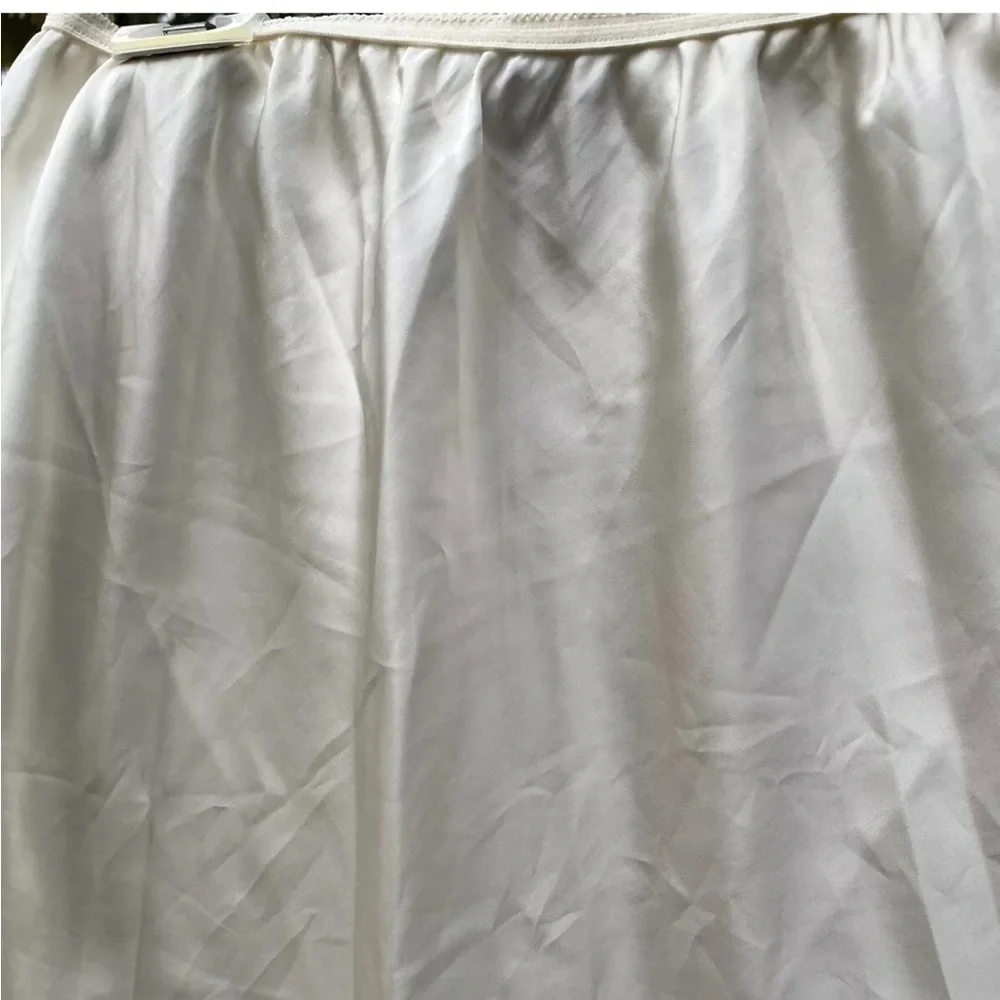 Alice Maloof Cream Half Slip Sz M Lace Pink Bow Vintage 70s 80s Slinky Satin - Picture 2 of 6